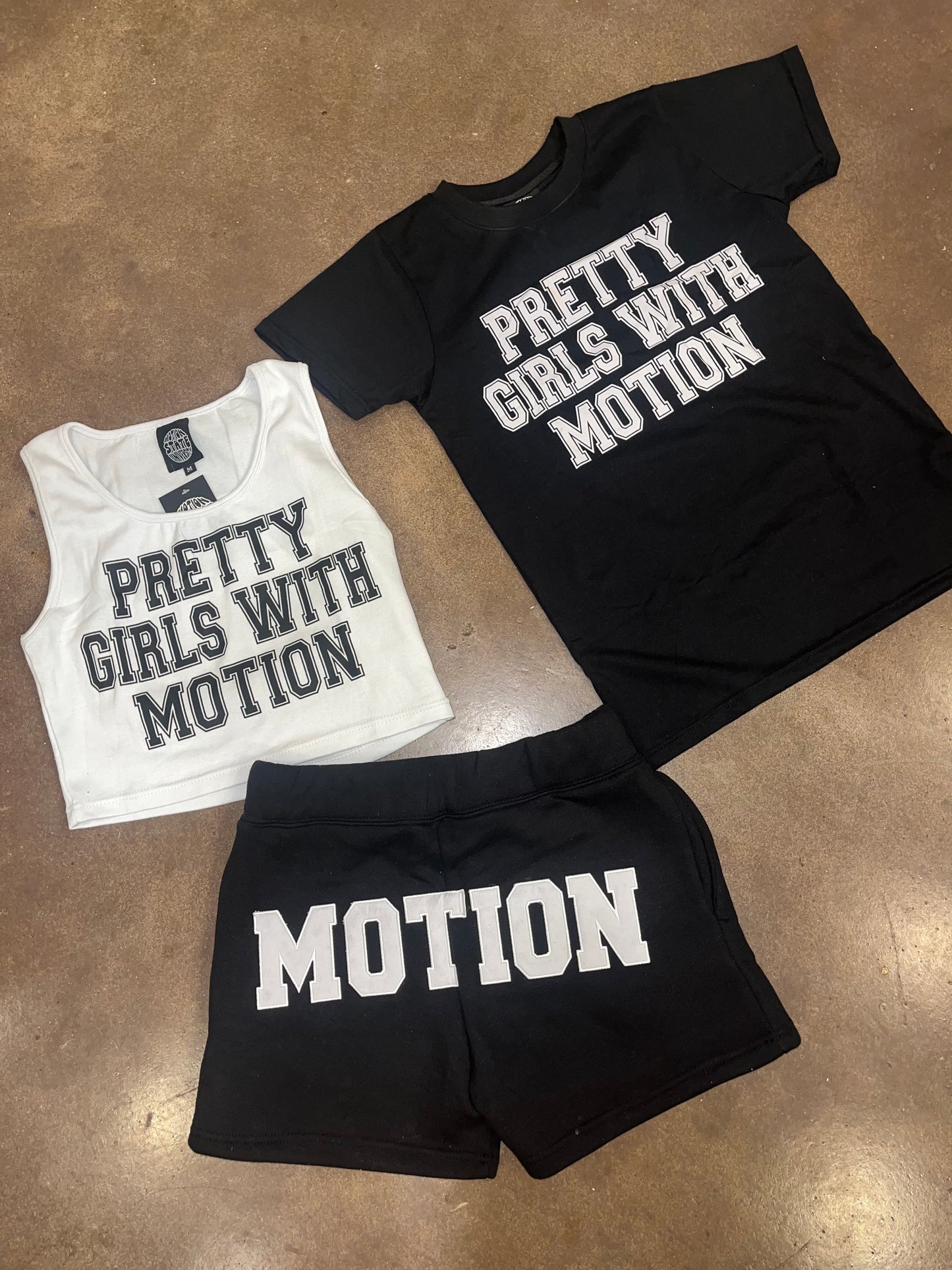 MOTION STATE WOMENS 3 PIECE SHORT SET